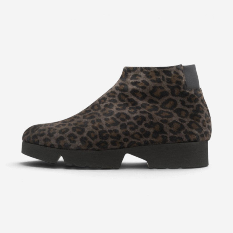 Gaga Leopard Print